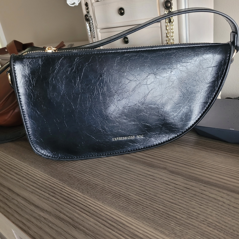 Expression NYC Elegant Black Shoulder Bag